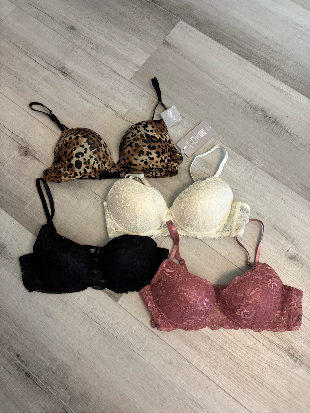 Women’s Lace Push-Up Bra - Leopard, Ivory, Black, Rose (4-Pack)